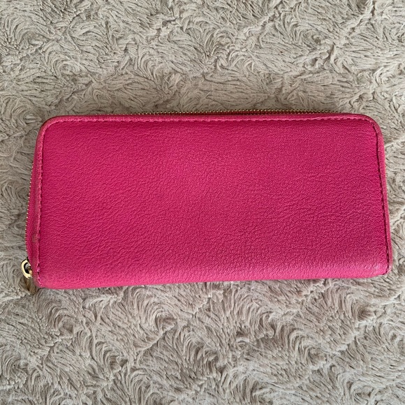 Michael Kors Wallet - Picture 2 of 5